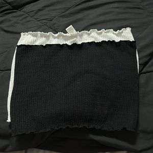 Black & white crop tops L/M